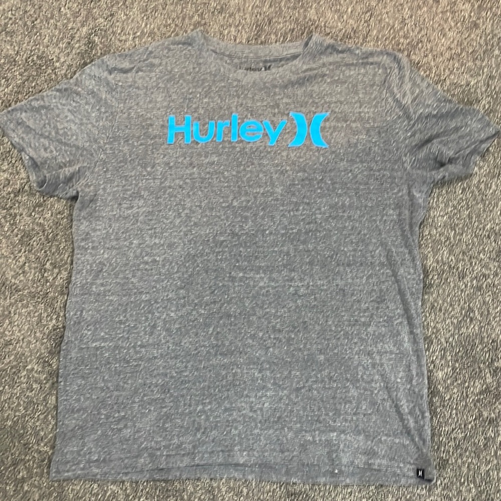 Hurley Men’s grey T shirt